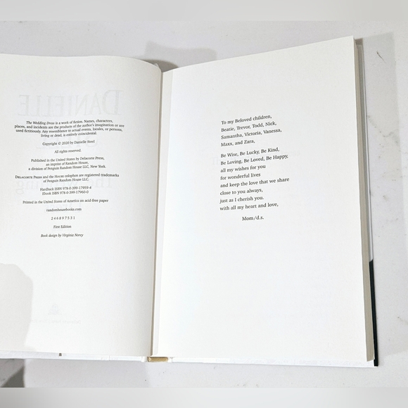 The Wedding Dress: A Novel Danielle Steel Hardcover Book Romance - Picture 6 of 7